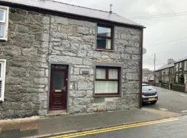 Twrog, 3 bedroom house