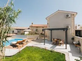 Charming Heritage Stone Villa Allegra - Private Pool & Garden