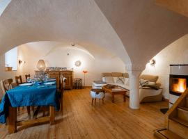Maison avec 2 chambres dans un village préservé, βίλα σε Le Monetier-les-Bains