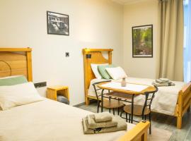 Teatar Rooms Subotica 4, hotel v destinaci Subotica