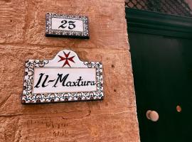 Charming 17th Century House Of Character in the Historical Three Cities, hotel v destinaci Cospicua