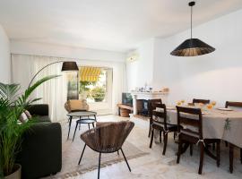 Bmyguest - Vale do Lobo Family Beach Villa, hotel em Vale do Lobo