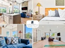 Cozy Modern 3BR Farmhouse with Scenic Golf Views