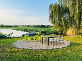 Tinyhouse Snagov Lake, glamping en Ciofliceni