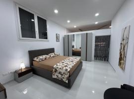 Luxury Holiday Apartment, hotell sihtkohas Durr&euml;s