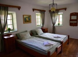 Vintage Lake House Bohinj, casa de campo em Bohinj