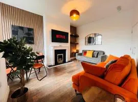Spacious Victorian 5Bedroom 5Bathroom w Free Parking