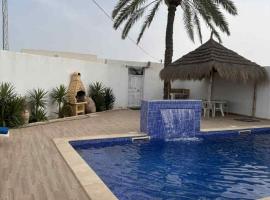 Villa mezraya djerba, hotel v destinaci Mezraya