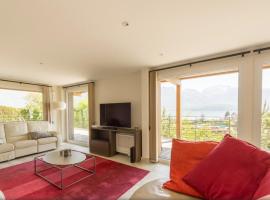 NEW! Villa l'or bleu -DUPLEX & MAINFLOOR- by Les éclectiques，位于塞夫里耶的酒店