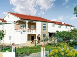 2 Bedroom Lovely Apartment In Vrsi