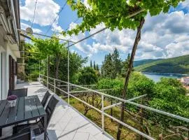 Lovely Apartment In Rabac
