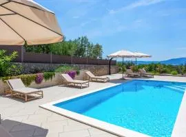 Awesome Home In Bajcici With Wifi
