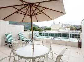 Cobertura com linda vista da praia do Pêpe