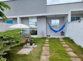 Refúgio tranquilo em bairro aconchegante, hotel in Aquiraz