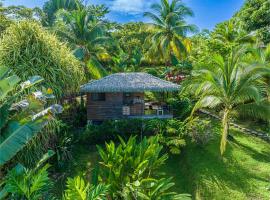 Chalet Jardin Tropical, hotel v destinaci Ojochal