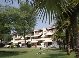 Houses and Apts. in Lignano 21694