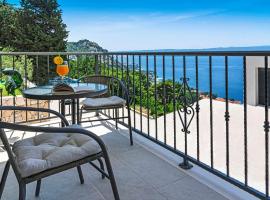 House Dunja, hotel v Omiši