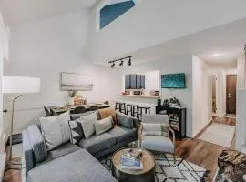 Snowater Condo 42 - WIFI - Pets Ok