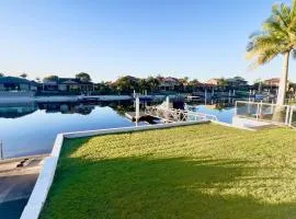 Anchorage Waterfront unit in Yamba