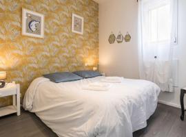 Gîte indépendant avec terrasse - Proche de St Nazaire et La Baule, au cœur du Parc de Brière - FR-1-306-862, Hotel in Saint-Malo-de-Guersac