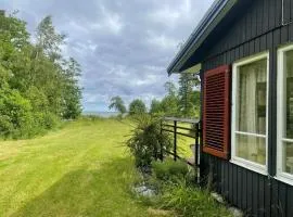 6 person holiday home in Byxelkrok