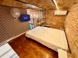 Estudio nuevo! Al lado del metro L1 L4 L5