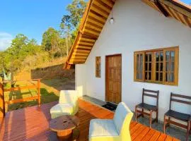 Chalé em Monte Verde com Lareira e vista das montanhas