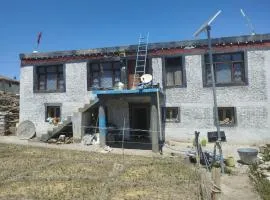 Delek Homestay Losar