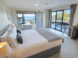 Whangaparaoa Lodge