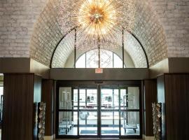 Embassy Suites by Hilton Chicago Schaumburg Woodfield, hotel in Schaumburg