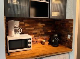 Studio COSY, Hotel in Saint-Chaffrey