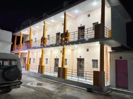 Om Aadarsham