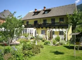 Cozy Apartment in Feld am See near Ski Slopes