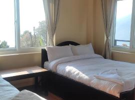 Jay sambhoo pumdikot lodge restaurant and cafe, Hotel in Pokhara