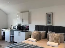 Cosy countryside stay- Waters Upton, Telford