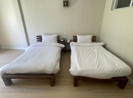 Ultar View Lodge, chalet di Karimabad Hunza