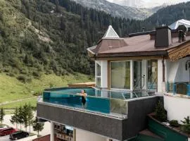 Hotel Neuhintertux 4 Sterne superior