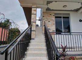 Angel Oak Residence Entebbe 2, hotel com estacionamento em Entebbe