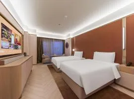 Orange Crystal Qingdao Taitung Pedestrian Street Hotel