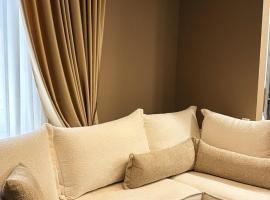 Maison de Luxe, hotel in Chalkida