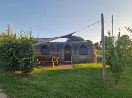 Tiny Igloo Joergensen