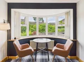 Host & Stay - Castle View
