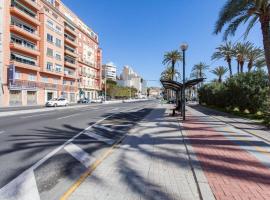 Apartamentos Bahía Alicante, lemmikloomasõbralik hotell Alicantes