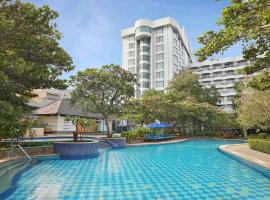 Mercure Convention Center Ancol, hotel pantai di Jakarta