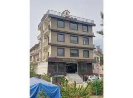 Hotel Mirage Residency