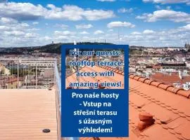 EA Hotel Moment Self Check-In