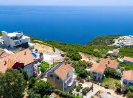 Penthouse apartment with panoramic oceanview