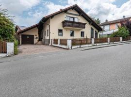 La Casa DeMa, hotell i Reisbach