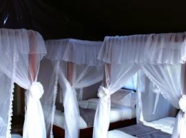 Endeem mara resort, hotel v destinaci Ololaimutiek