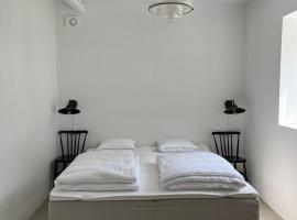 Bygatan 4, hotel v destinaci Simrishamn